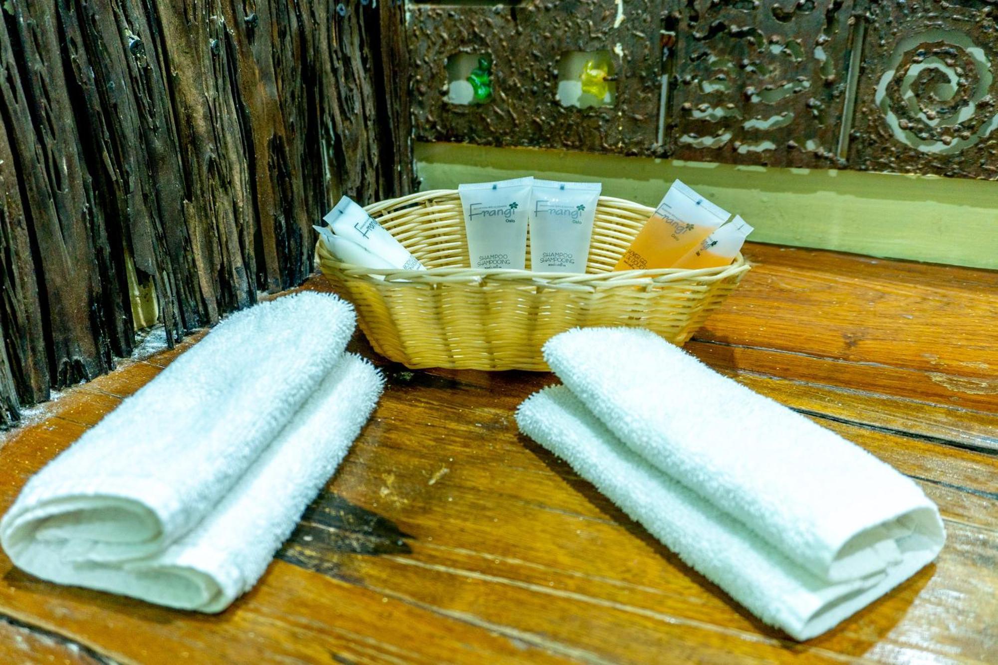 Weru Weru River Lodge Моши Экстерьер фото